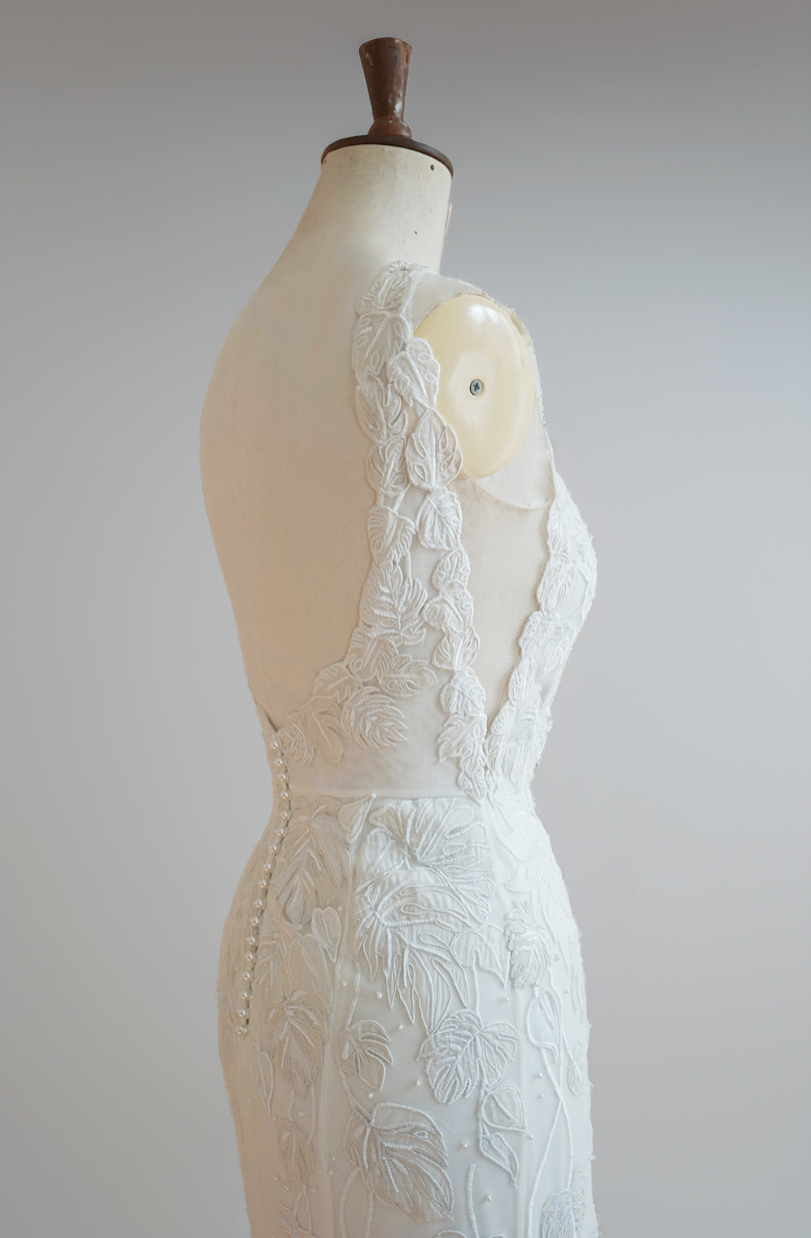 Monstera Racer Neck SL Gown Floral White