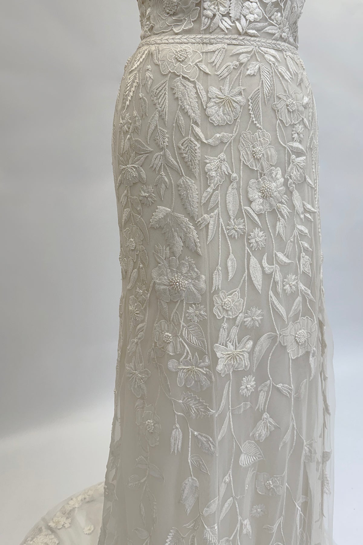 Archive Halter Neck Wild Rose 'Floral White'