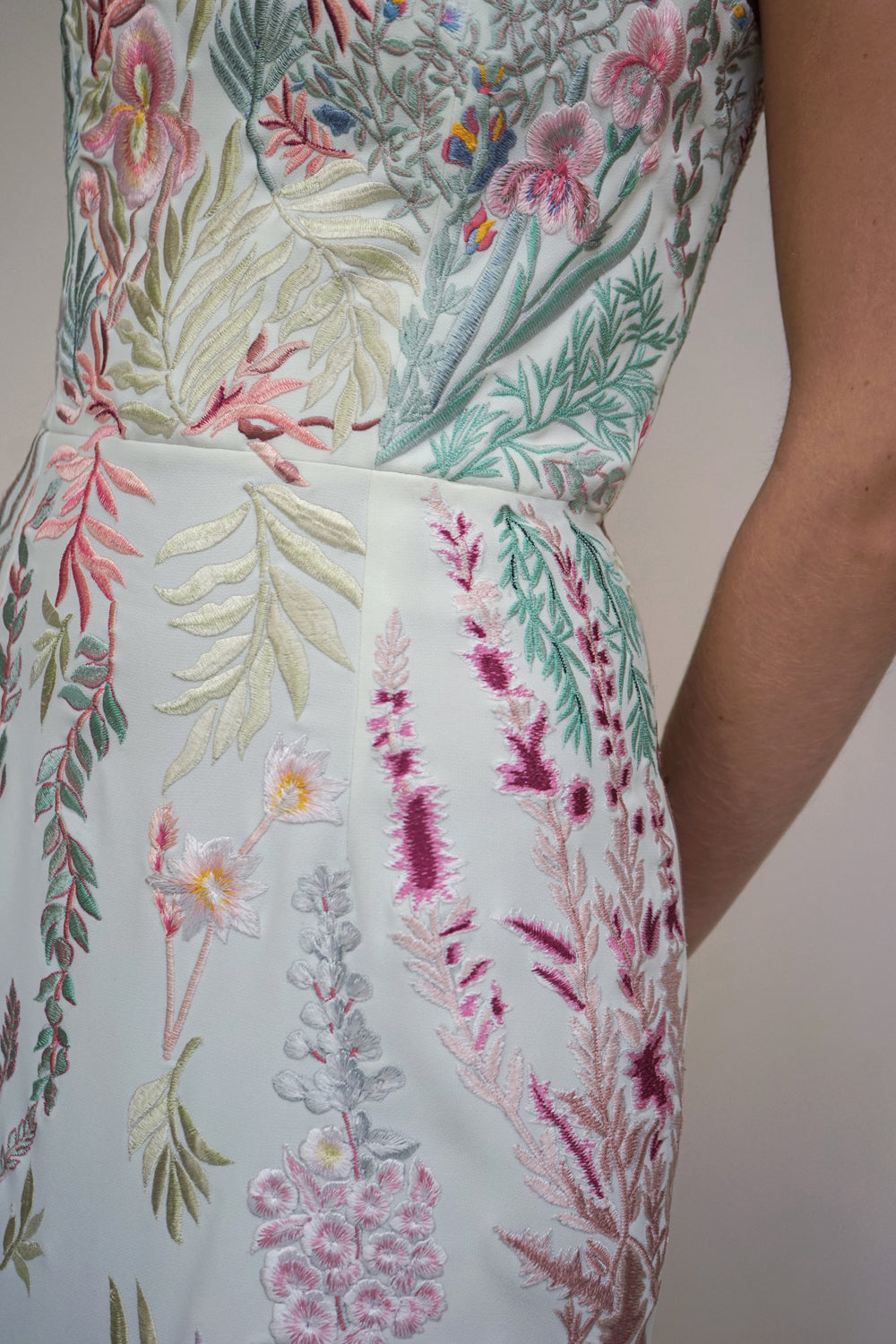 Underwater Wildflower Bustier Crepe Column Gown Blush