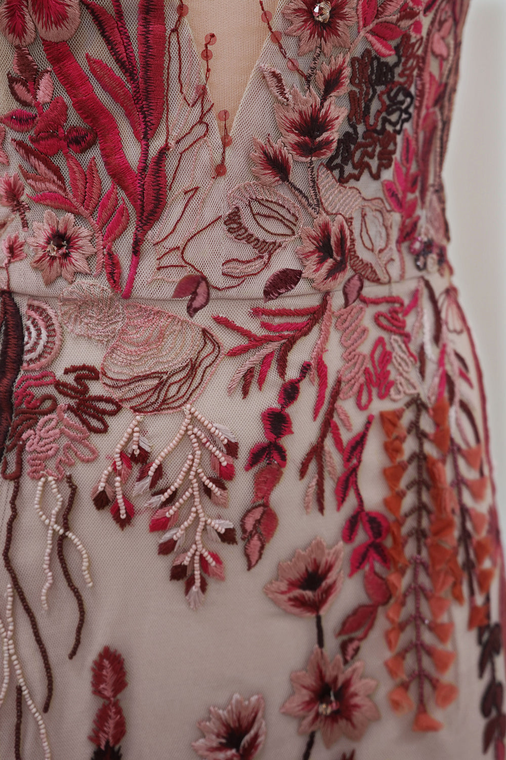 Underwater Wildflower Illusion V Front Tulle SL Mini Gown Cranberry Red