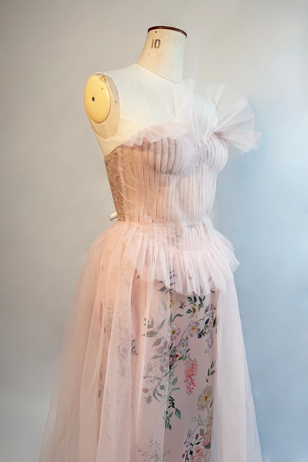 Archive 'Wisteria Rose Dreamscape' in 'Cupid’s Pink Cloud'