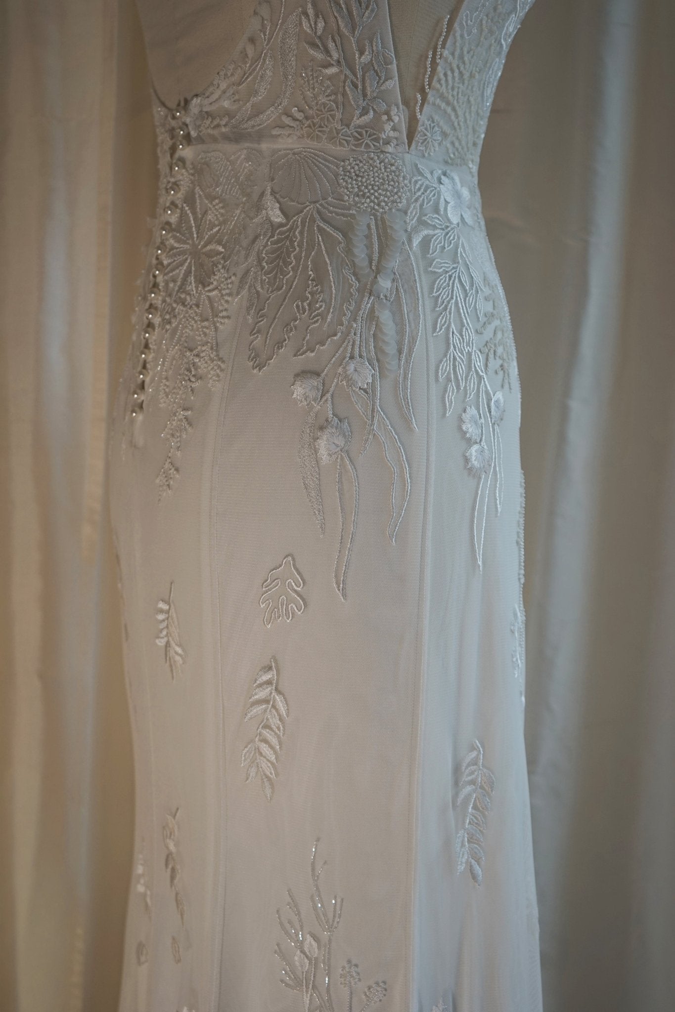 hermione - de - paula - Archive Seascape Racer Gown - 'Moonlight White' - Brand New Never Worn - botanical - couture