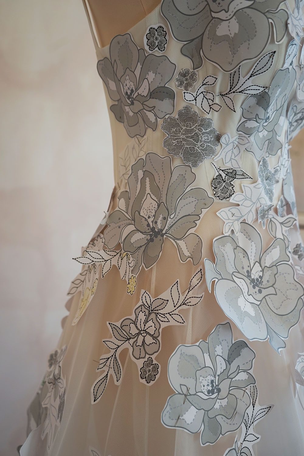 hermione-de-paula-couture-stories-alli-embroidery-engineering-2