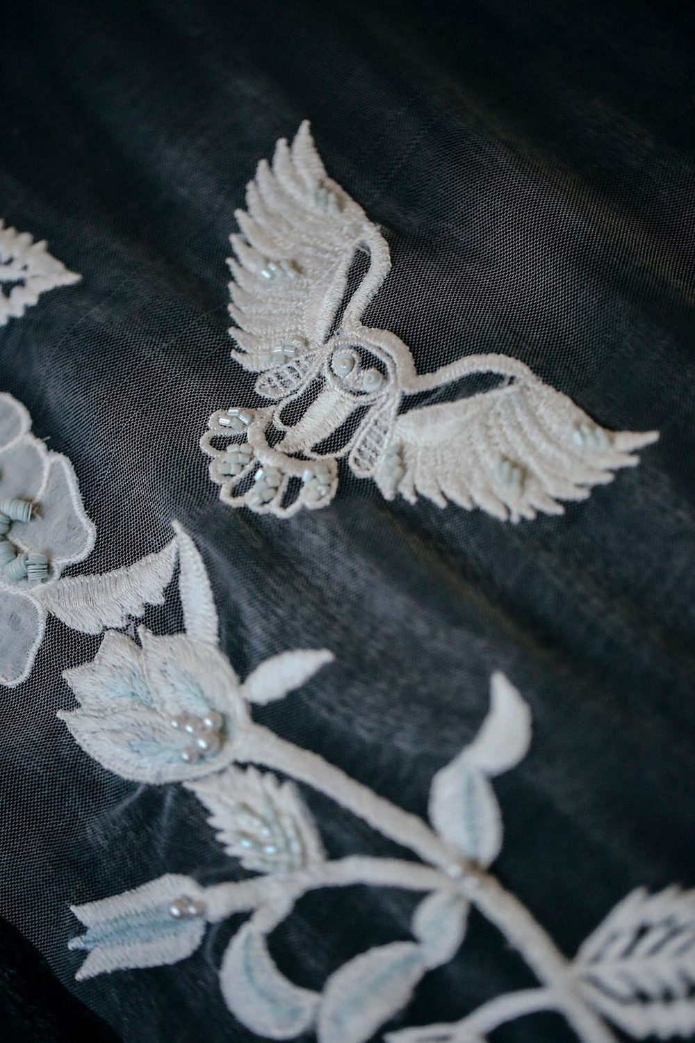 hermione-de-paula-in-the-sky-embroidery-1