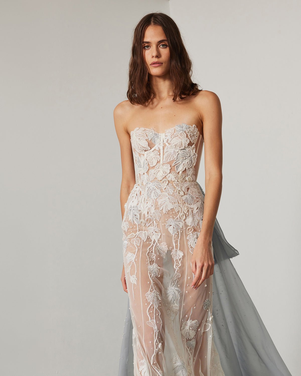 hermione-de-paula-Monstera Eclipse Gown-botanical-couture