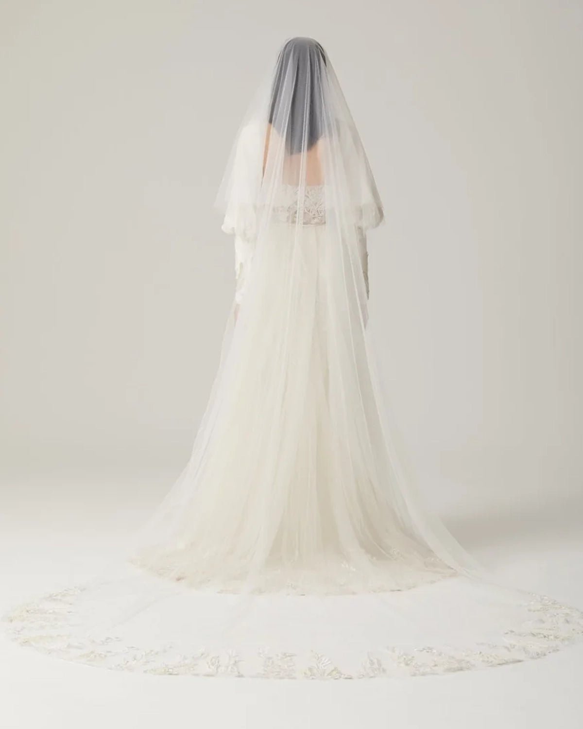 hermione-de-paula-Seascape Border Abbey Wide Length Veil | Moonlight White No Blusher-botanical-couture