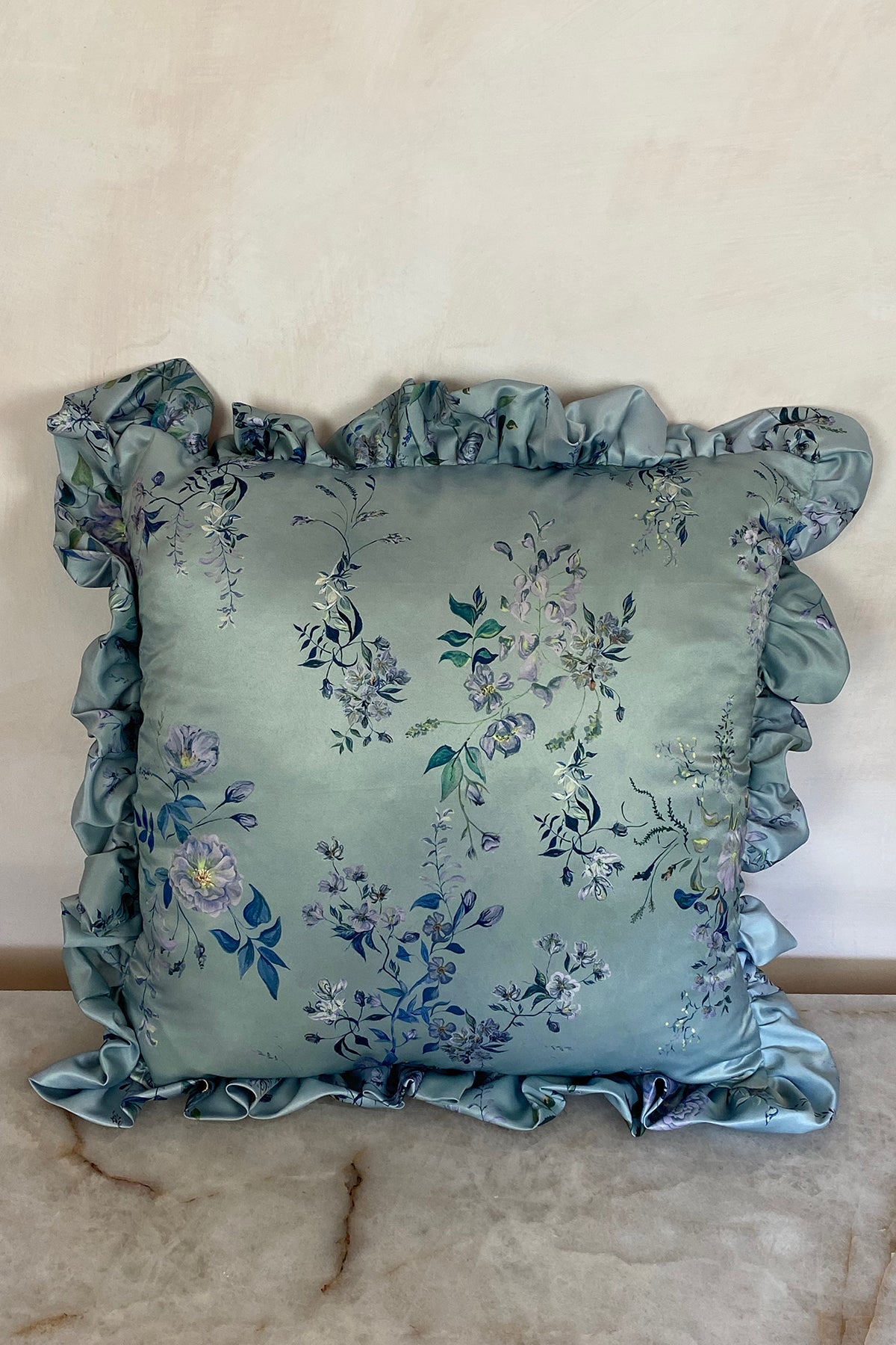 hermione - de - paula - Wisteria & Peony Rose Cushions - Small 50 x 30 cm - NEW - botanical - couture