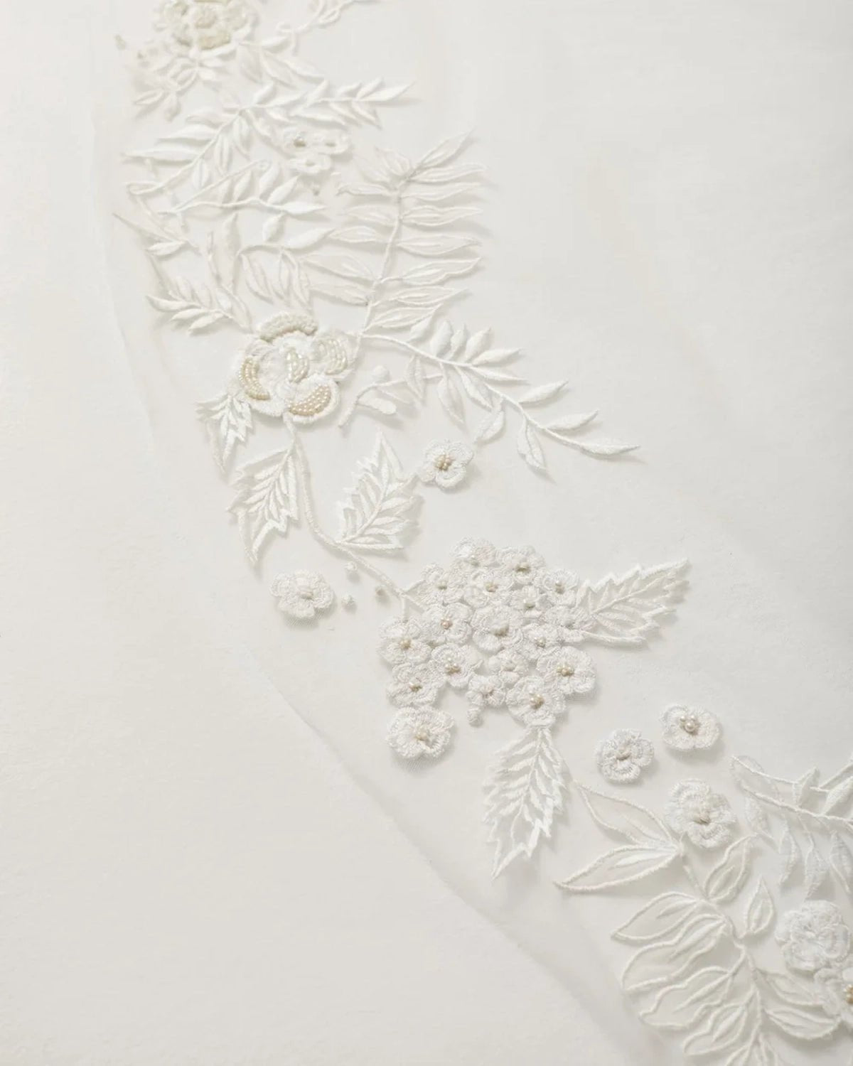 hermione-de-paula-Wisteria Rose Border Abbey Length Veil | Floral White-botanical-couture