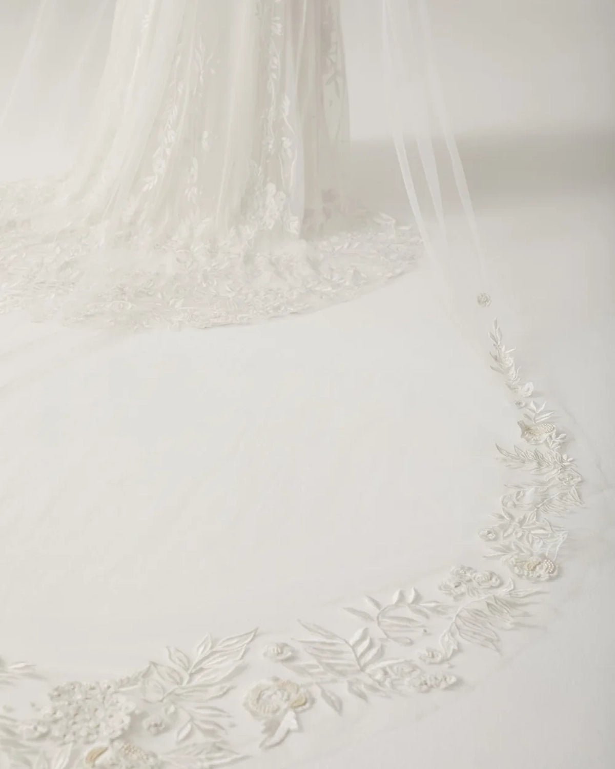 hermione-de-paula-Wisteria Rose Border Abbey Length Veil | Floral White-botanical-couture