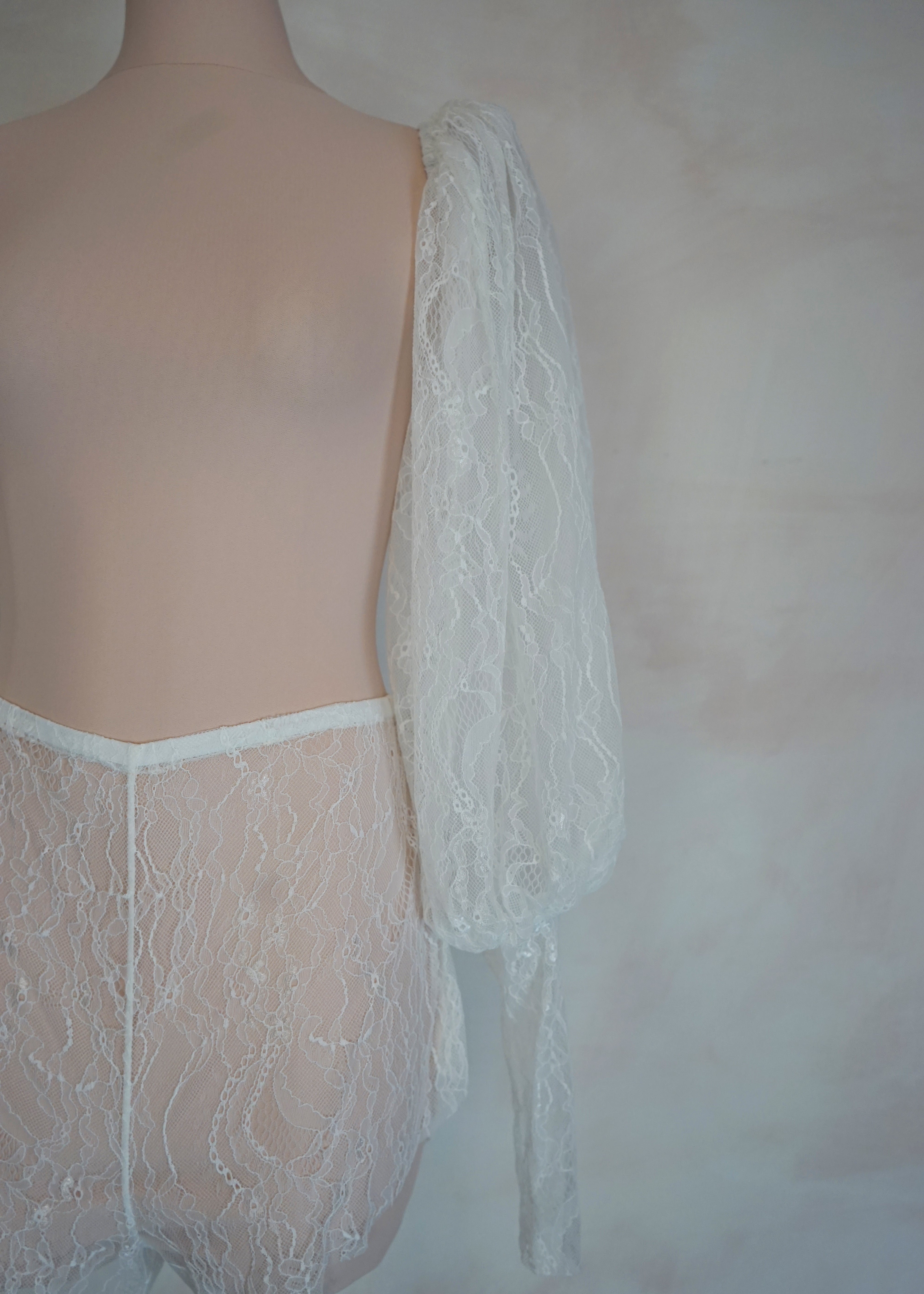 Archive Miniature Rose Lace Sleeves