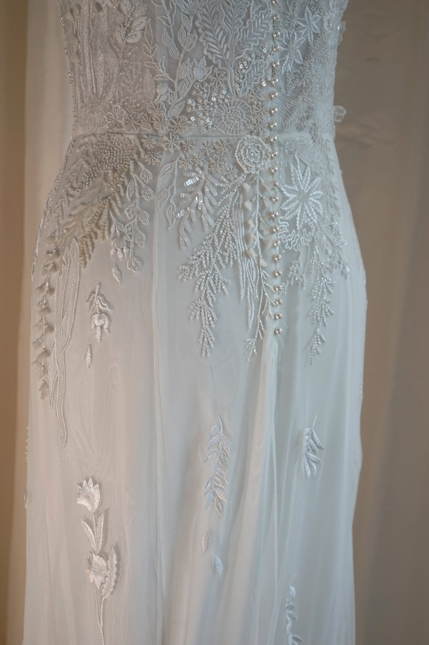 hermione - de - paula - Archive Seascape Straight Bodice SL Gown Moonlight White - New Sample Never Worn - botanical - couture