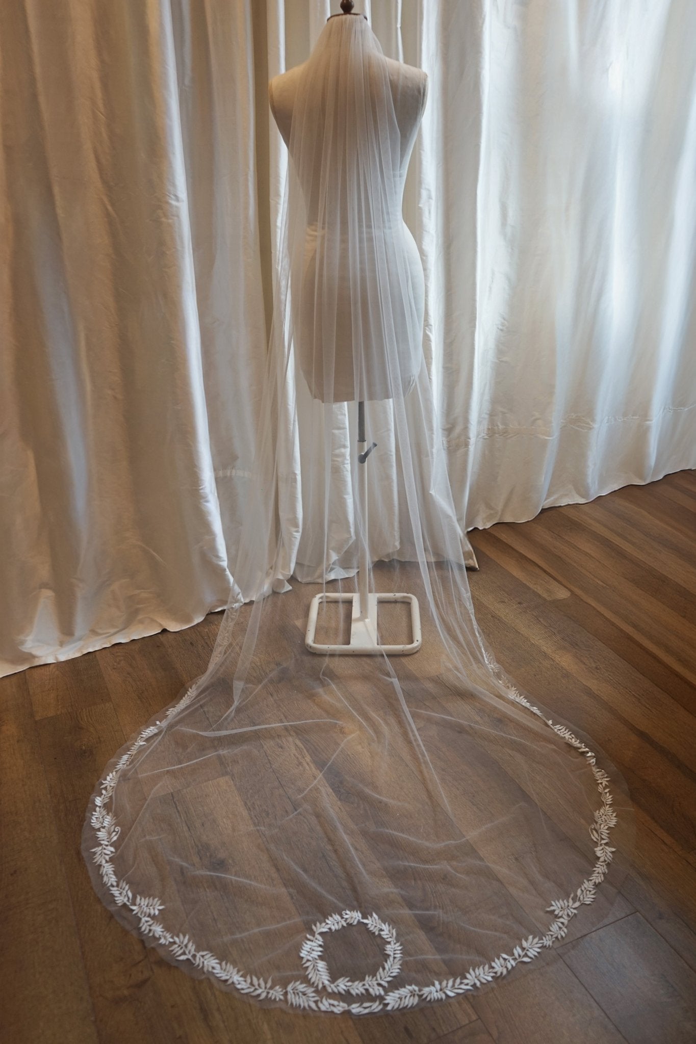 hermione - de - paula - Archive Wisteria Wreath Veil - Add Custom Hand Embroidery in the Wreath - botanical - couture