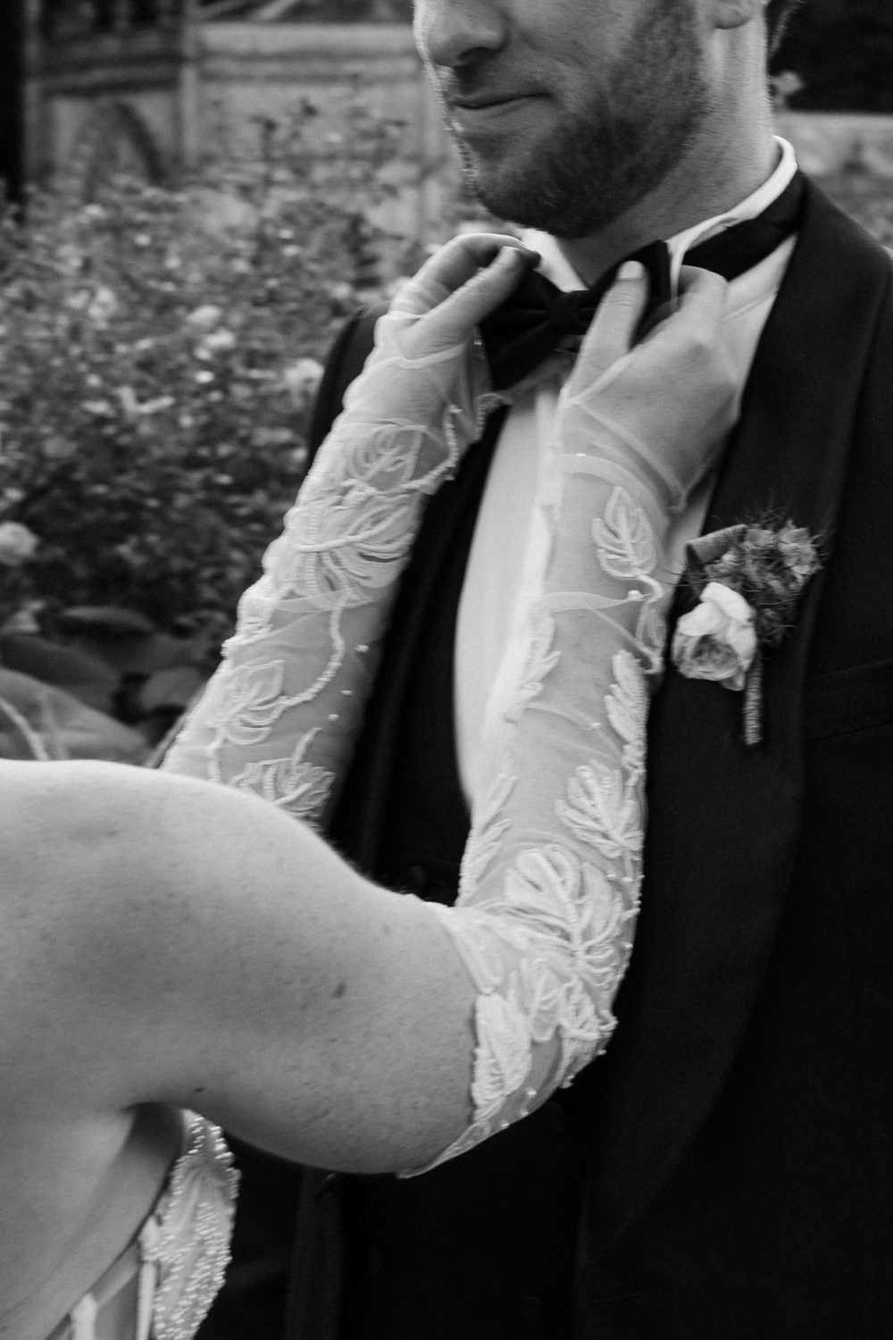 Hermione de Paula bride Averi wearing the Sweetheart Monstera Eclipse couture wedding gown with Monstera vine opera gloves and a hand-embroidered pearl trim veil - photo 12