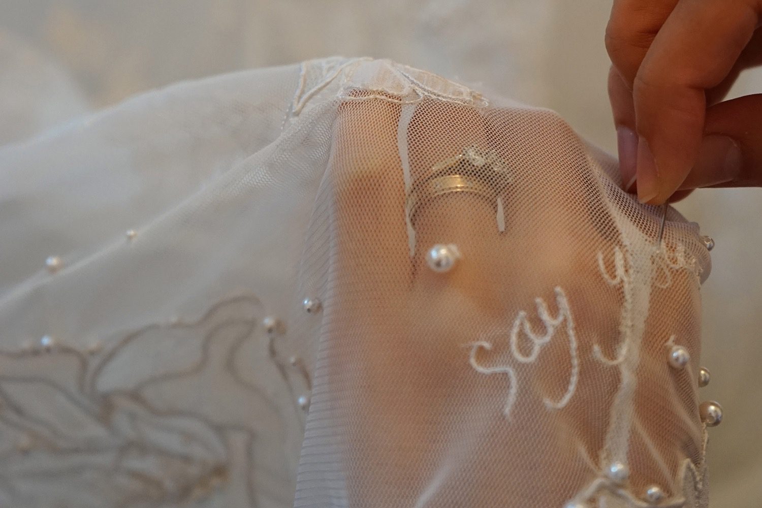 hermione-de-paula-couture-stories-alli-couture-finishings-1