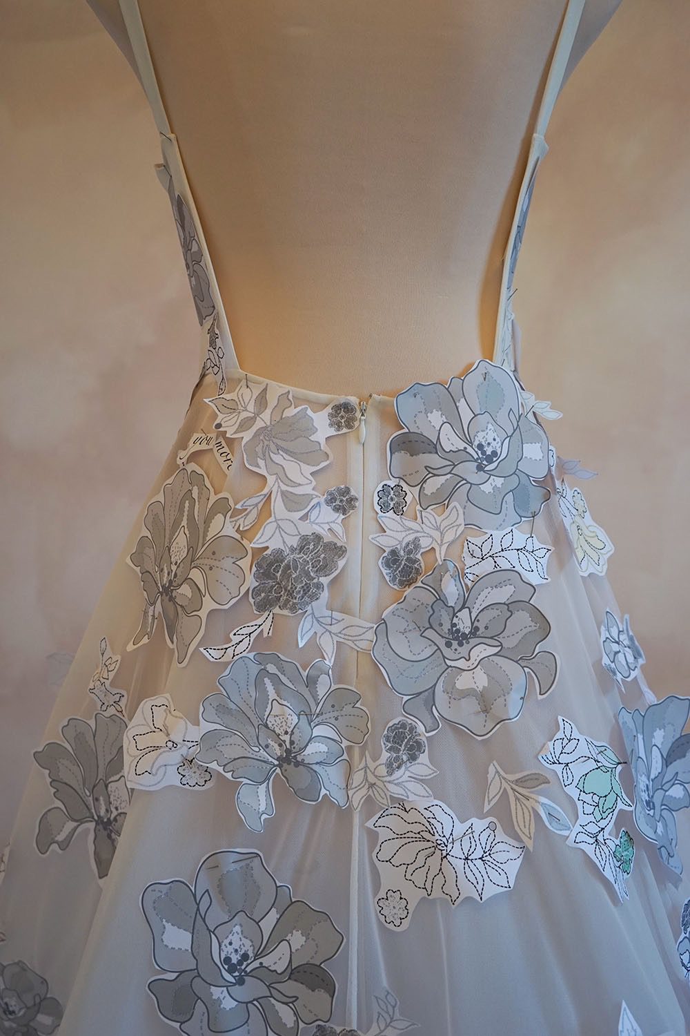 hermione-de-paula-couture-stories-alli-embroidery-engineering-4