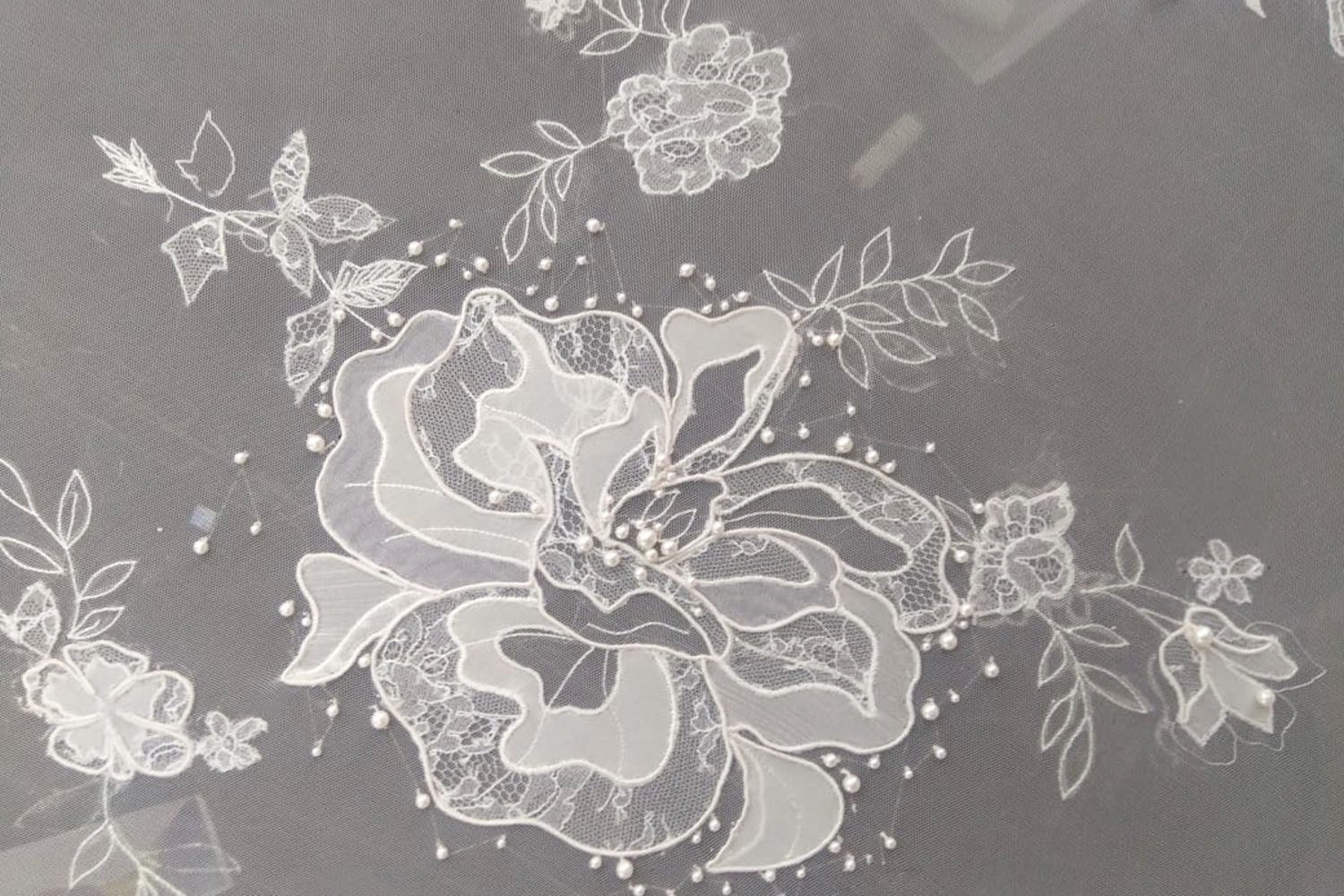 hermione-de-paula-couture-stories-alli-embroidery-review-4