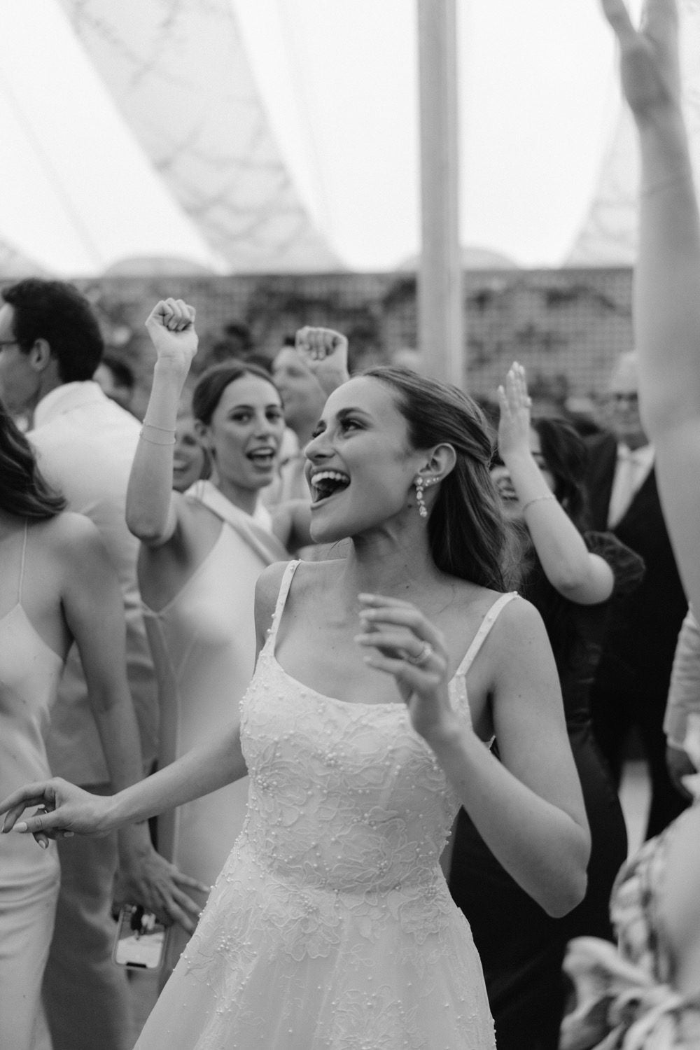 hermione-de-paula-couture-stories-alli-wedding-reception-2