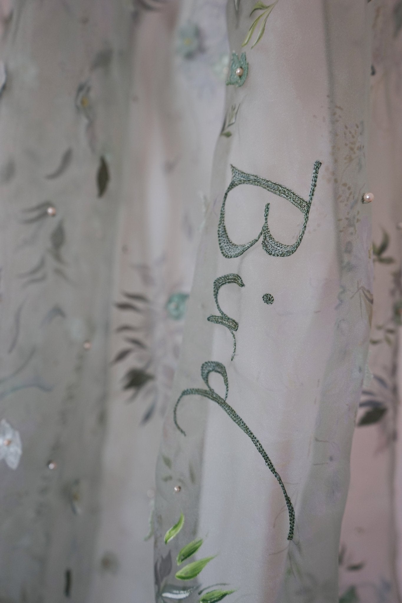 hermione - de - paula - CUSTOM EMBROIDERY - botanical - couture