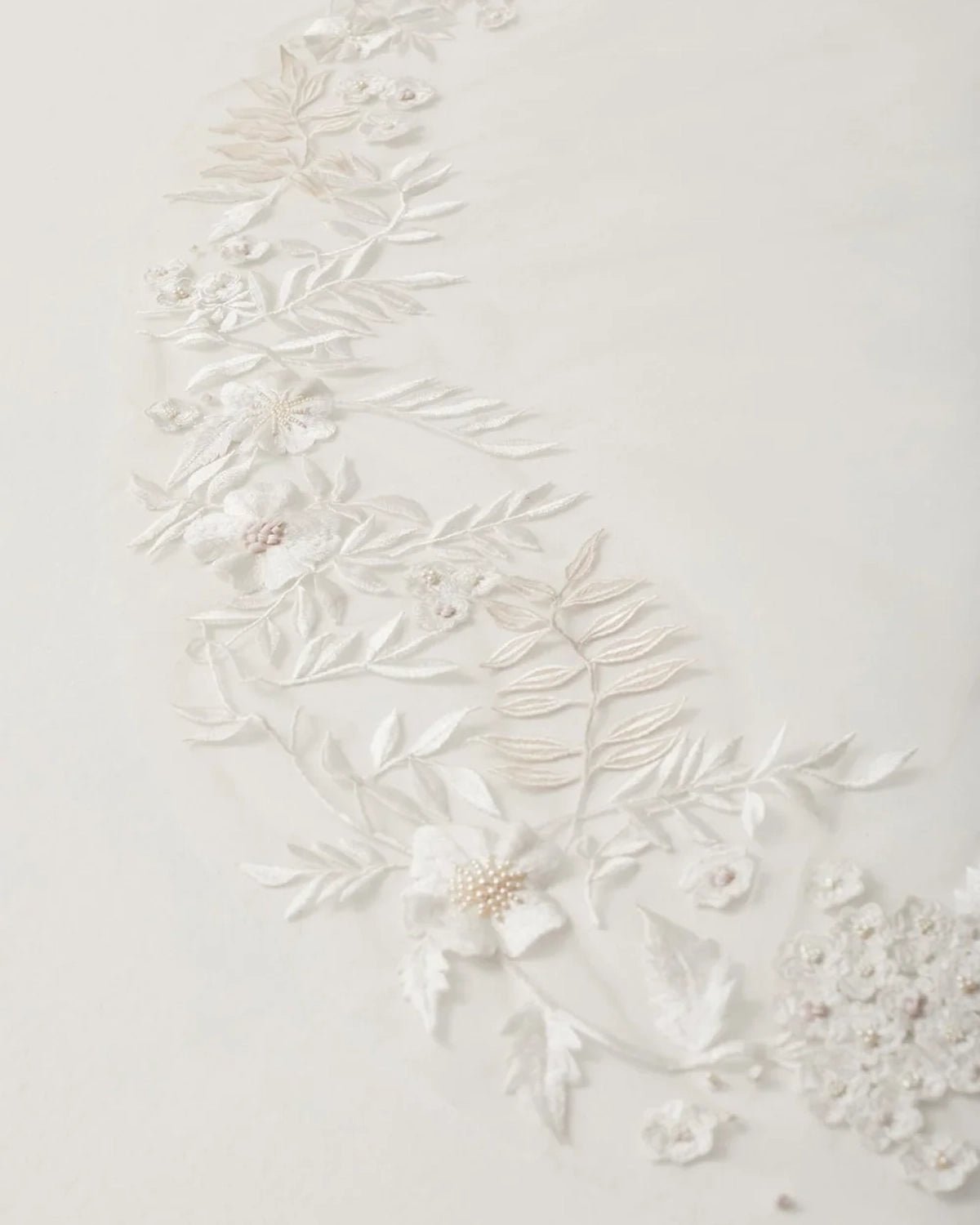 hermione-de-paula-Wisteria Rose Border Abbey Length Veil | Floral White-botanical-couture