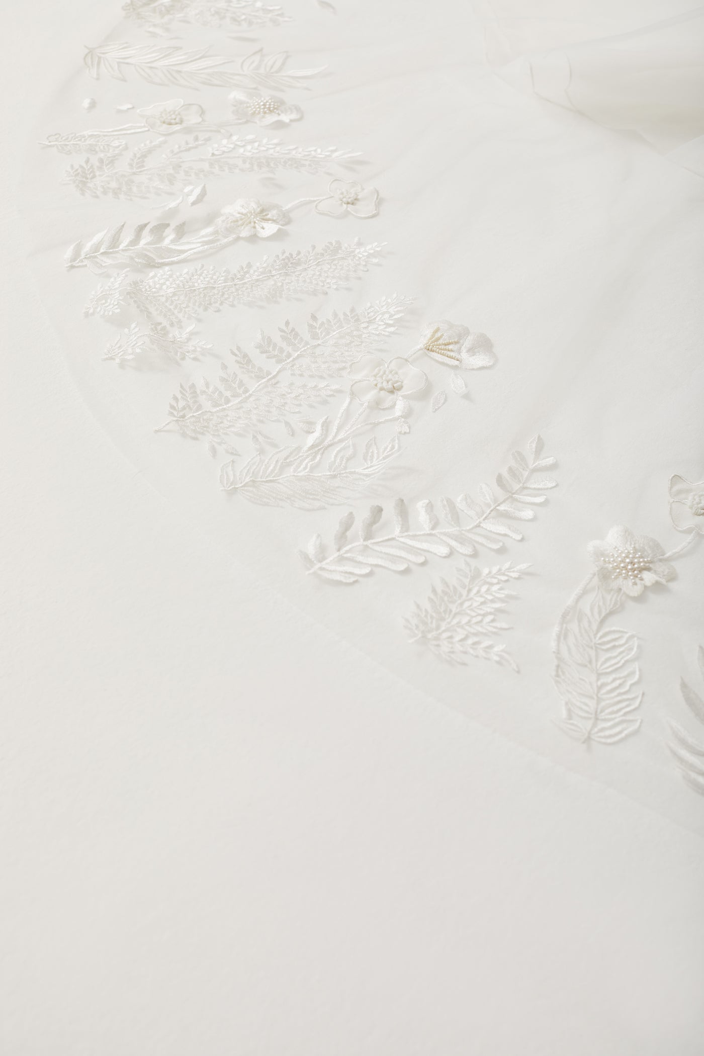 Fern and Rose Garden | Floral White | Hermione de Paula Bridal Boutique